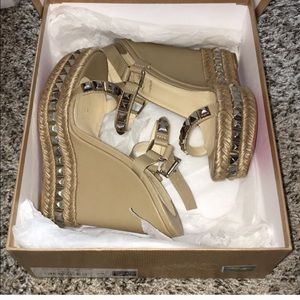 nude cataclou louboutin 120m Worn once. Size 39